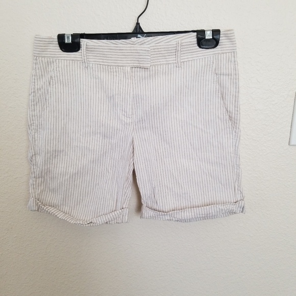 Theory Stripes Bermuda Short - Picture 4 of 5
